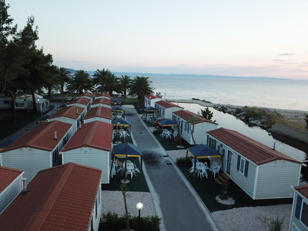 Happy Camp Mobile Homes In Castello Camping & Summer Resort Neos Marmaras Dış mekan fotoğraf